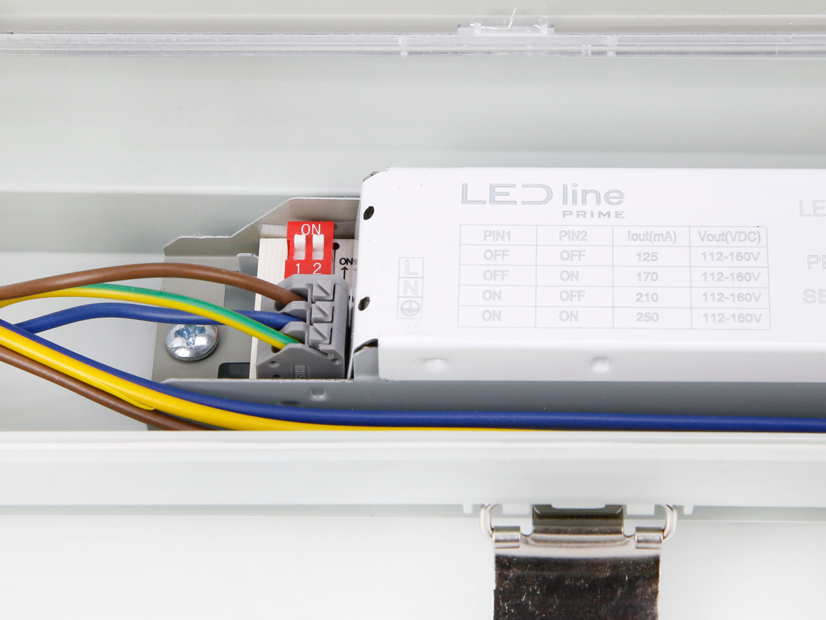 Hermetische armatuur RANGER 3CCT (3/4/5K) 25-55W 8250lm IP66 150cm grijs PRIME bewegingssensor MV