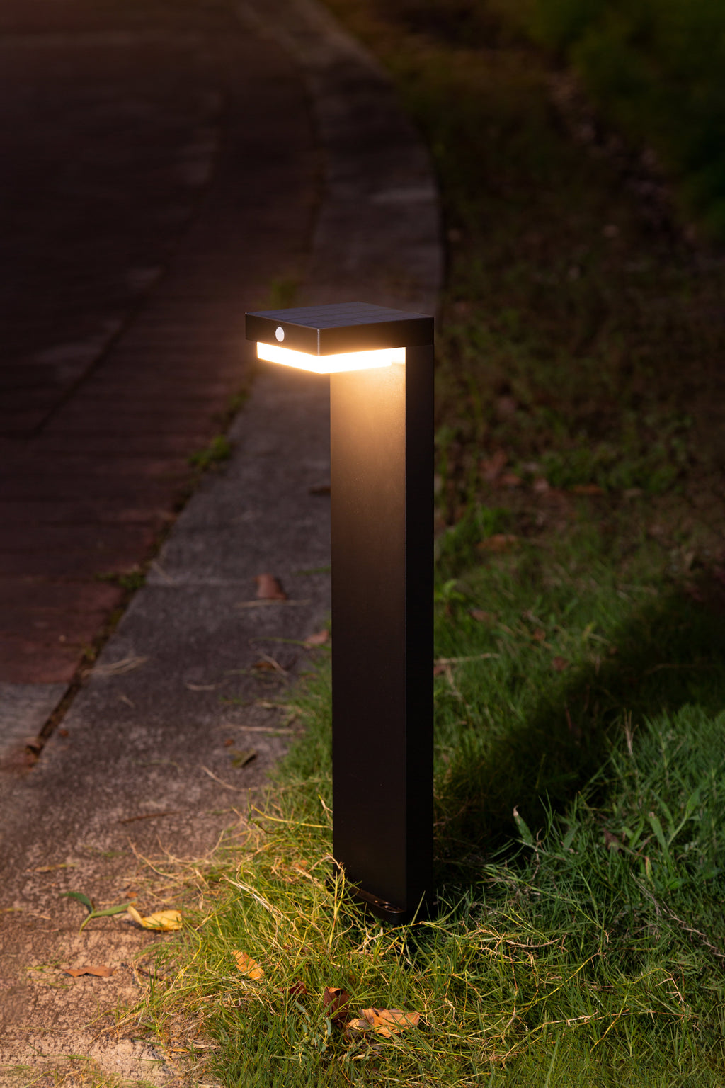 Solar grondspiegel SUNTIS 3000K 220lm 2Ah USB-C vierkant IP54 zwart PRIME