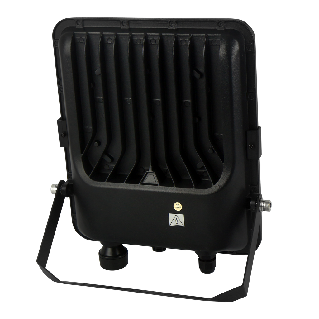 FLOODLIGHT 3CCT (3K/4K/5K) 100W 14000lm T2 IP66 PRIME