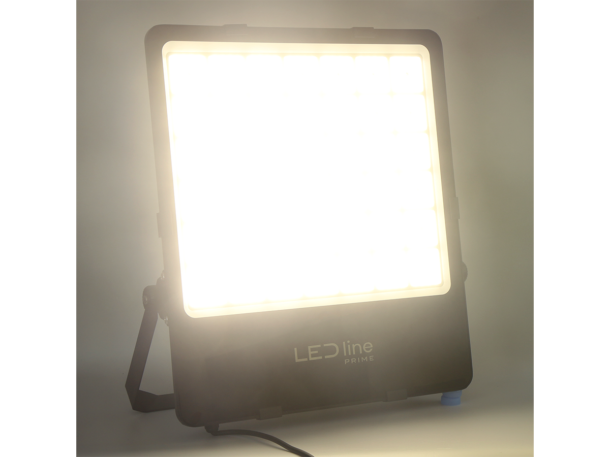 FLOODLIGHT 4000K 600W 84000lm T3 IP66 PRIME