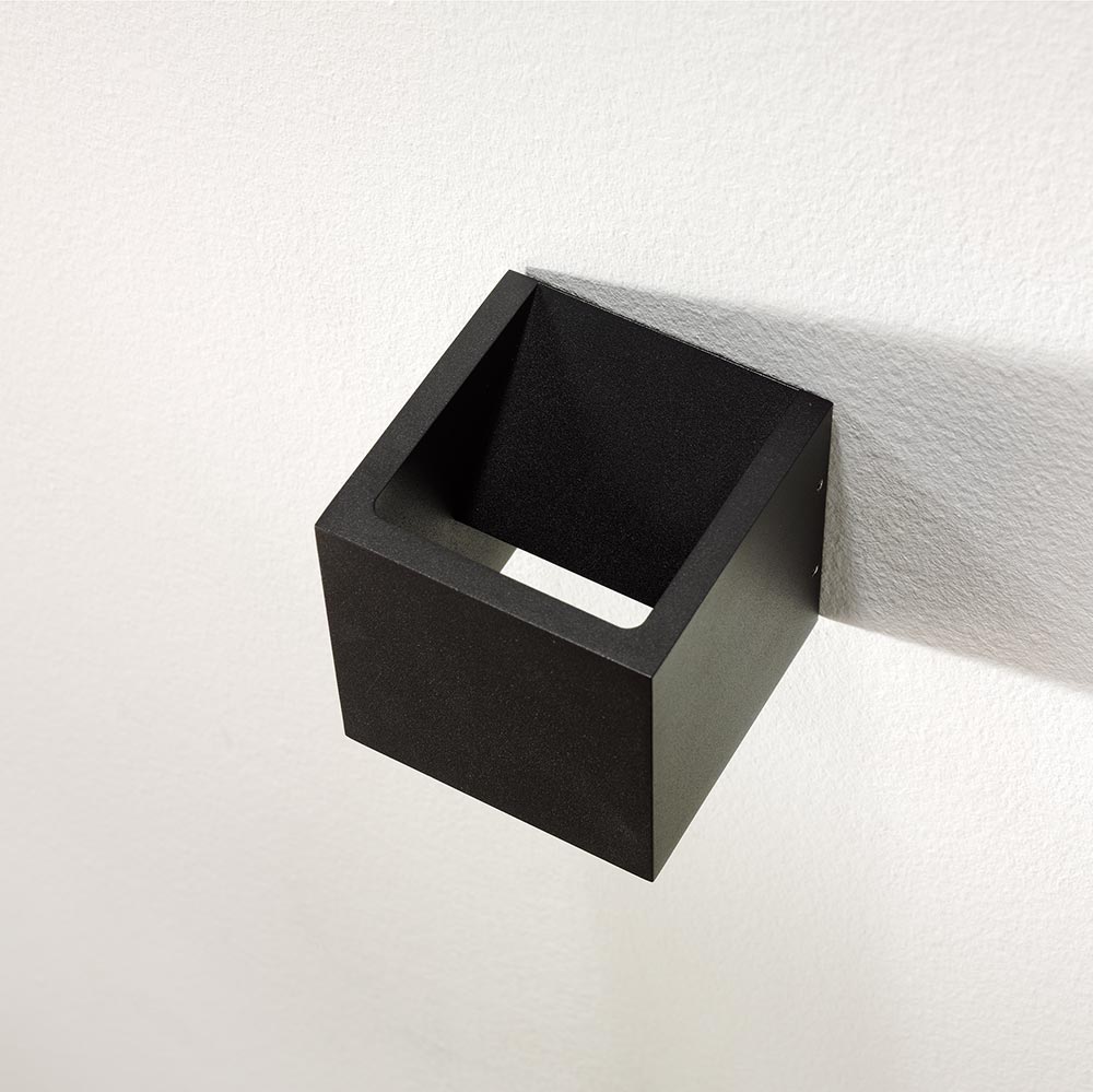 Wandlamp CUBE 3000K